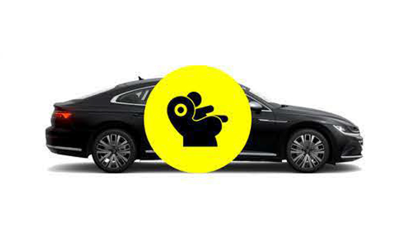 Child seat icon over black car